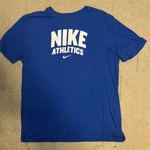 Nike T Shirt